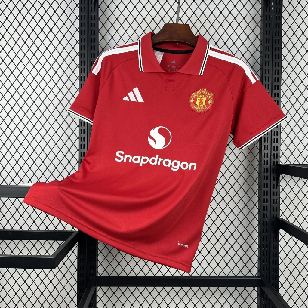 MANCHESTER UNITED I 26-27