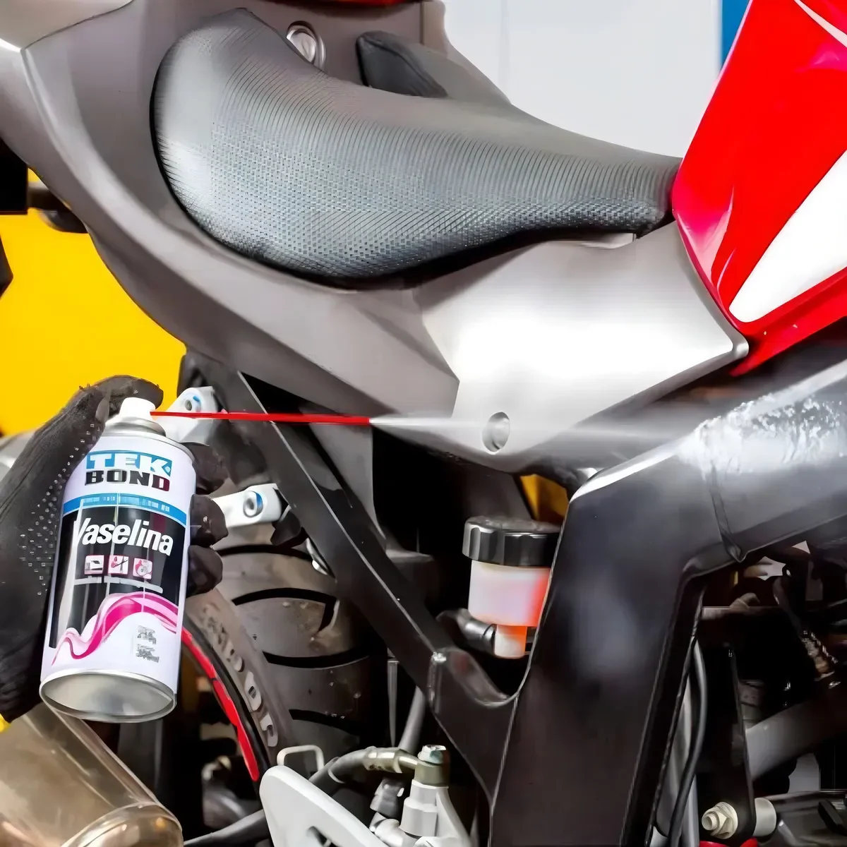 Vaselina Hidrorrepelente Spray Tekbond 300ml Automotivo – foto 5